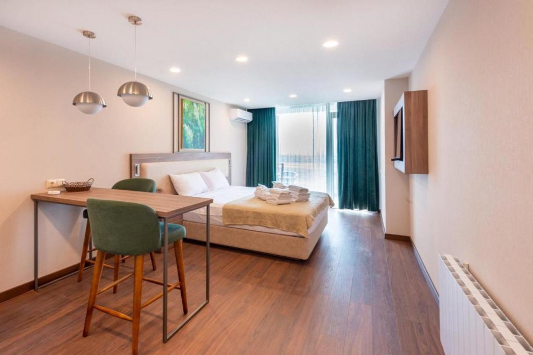 Rainbow Residence 13/43