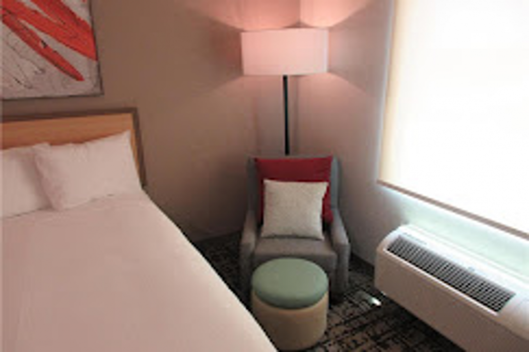 Best Western Plus Pearland/Houston Medical Center Hotel 15/37