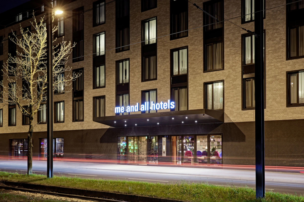 Me and All Hotel Dusseldorf Oberkassel, by Hyatt 3/56
