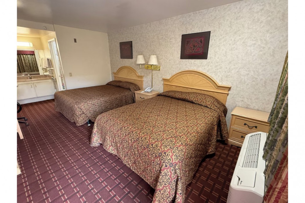New Budget Inn 14/44