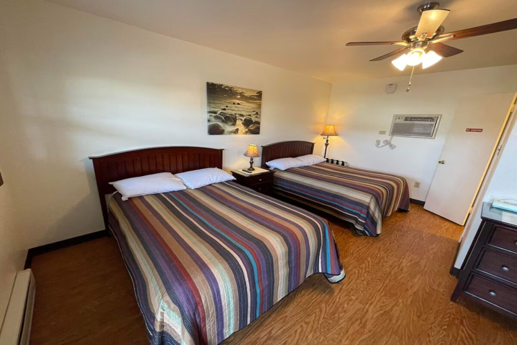 Cadiz Motel by OYO on route 250 11/36