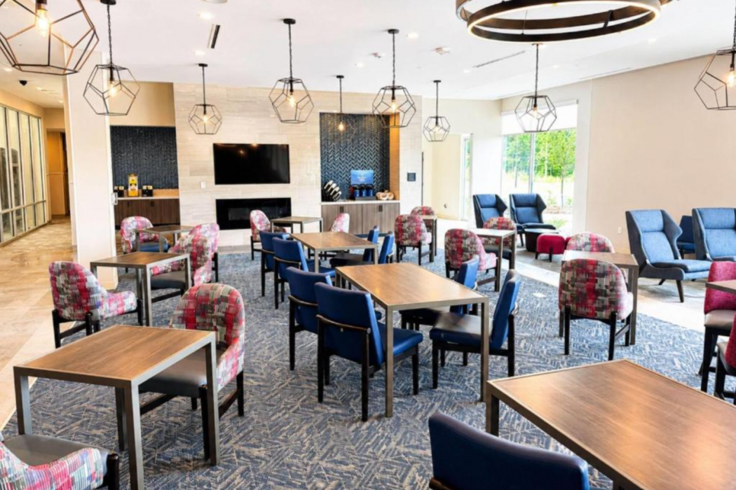 La Quinta Inn & Suites by Wyndham Mebane 5/14