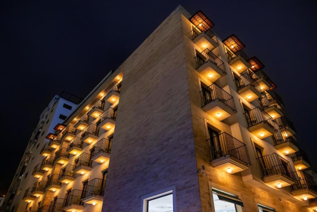 Le Grove Hotel, Jounieh in JOUNIEH