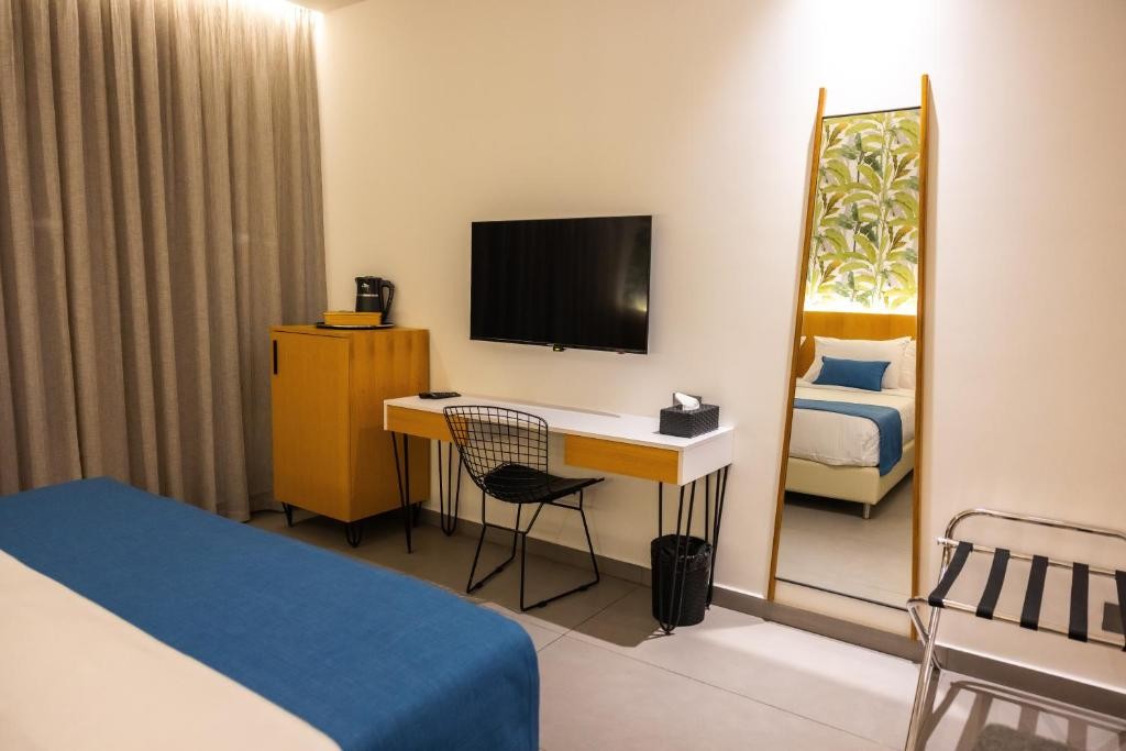 Le Grove Hotel, Jounieh 20/76