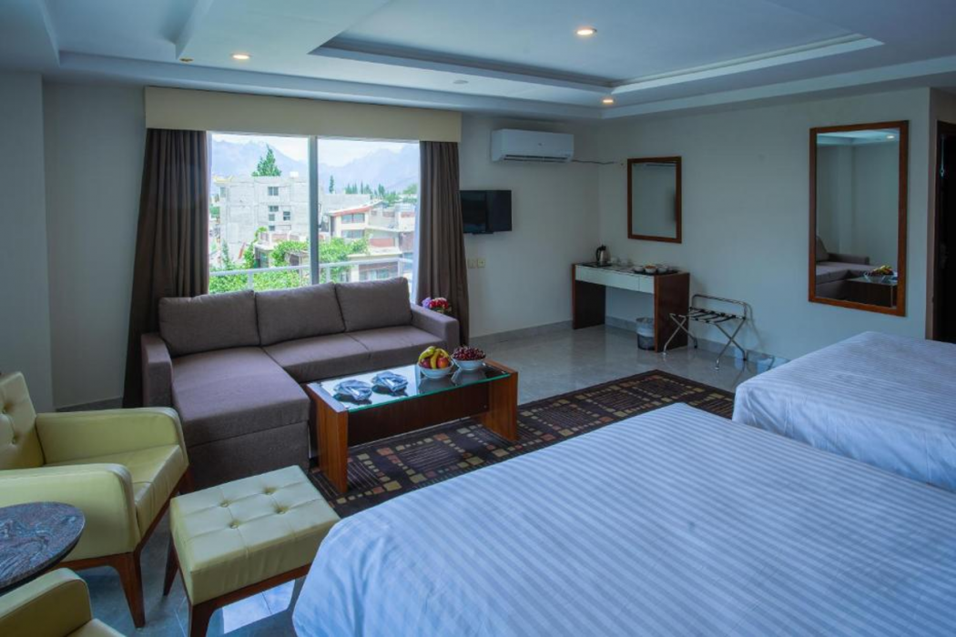 Avari Xpress Skardu 24/65