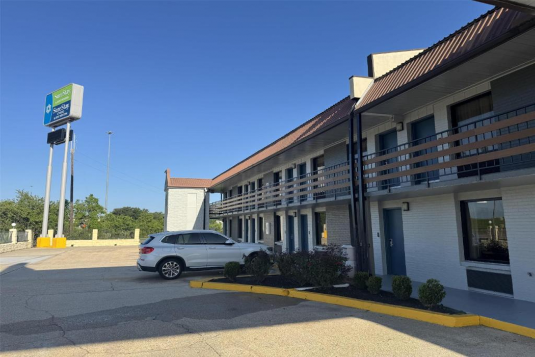 SureStay by Best Western Gonzales 1/26