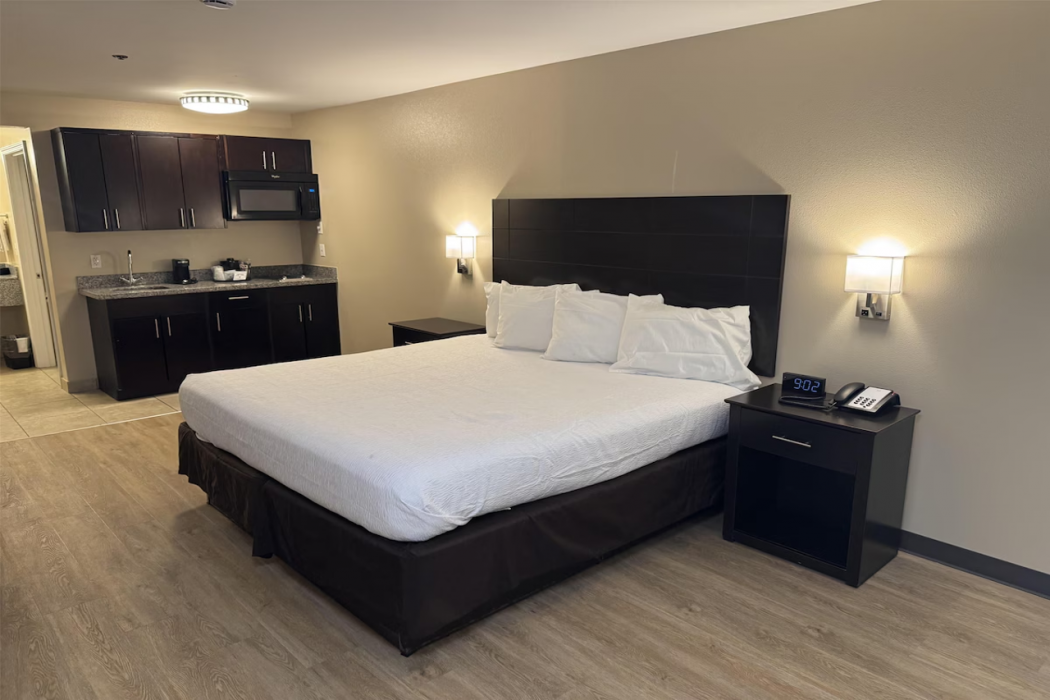 SureStay Studio by Best Western Gonzales 5/28