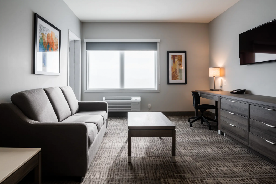 Amsterdam Inn & Suites, an Ascend Collection Hotel 16/52