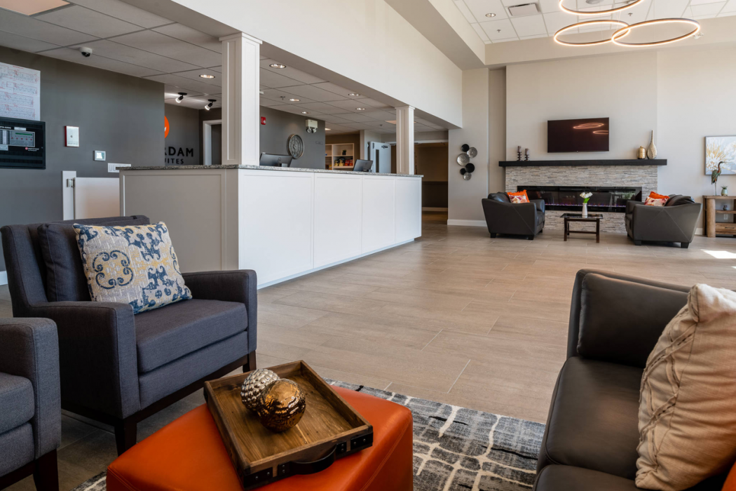 Amsterdam Inn & Suites, an Ascend Collection Hotel 4/52