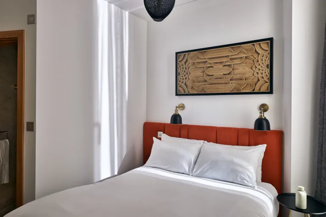 Libere London Edgware Road 16/23