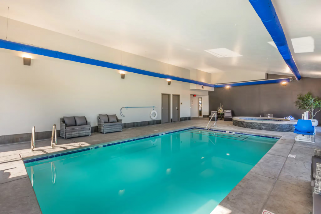 The Valor, Ascend Hotel Collection 37/55