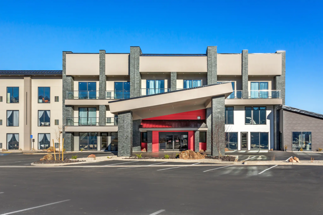 The Valor, Ascend Hotel Collection 2/55