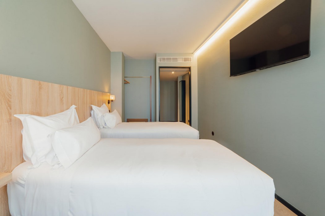 ABC HOTEL PORTO CAMPANHA 34/101