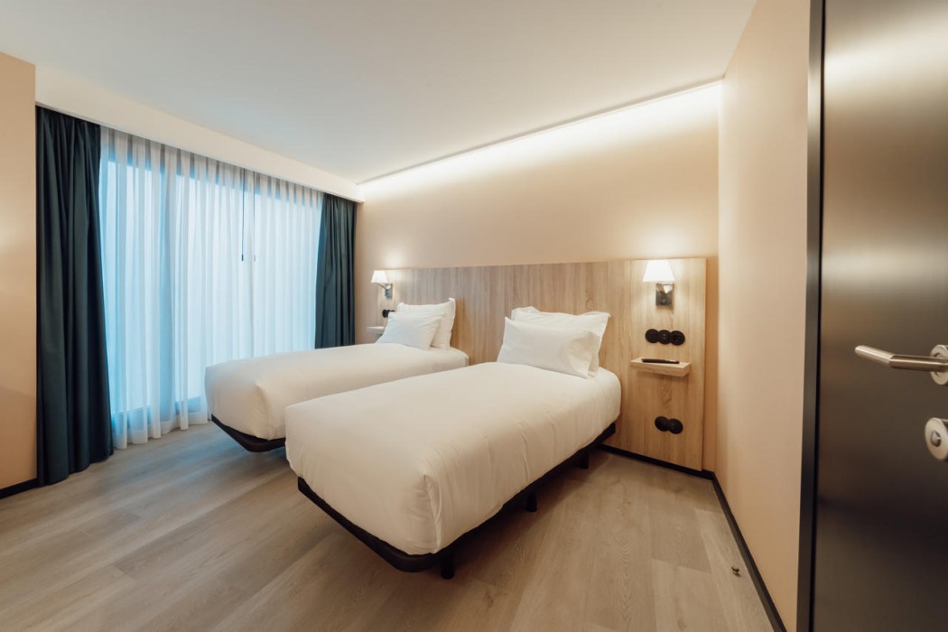 ABC HOTEL PORTO CAMPANHA 19/101