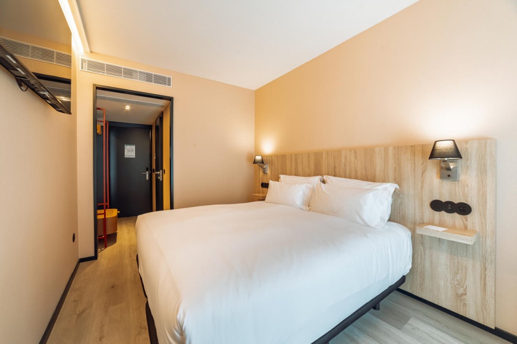 ABC HOTEL PORTO CAMPANHA 45/101