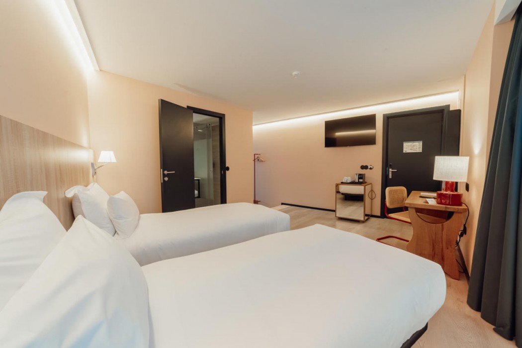 ABC HOTEL PORTO CAMPANHA 23/101