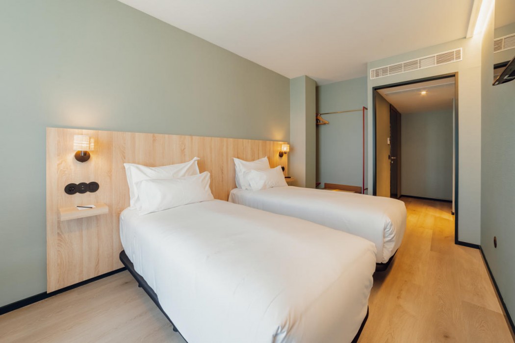 ABC HOTEL PORTO CAMPANHA 40/101