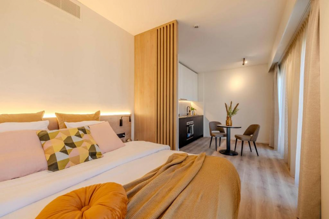 Stay@Brussels 10/40