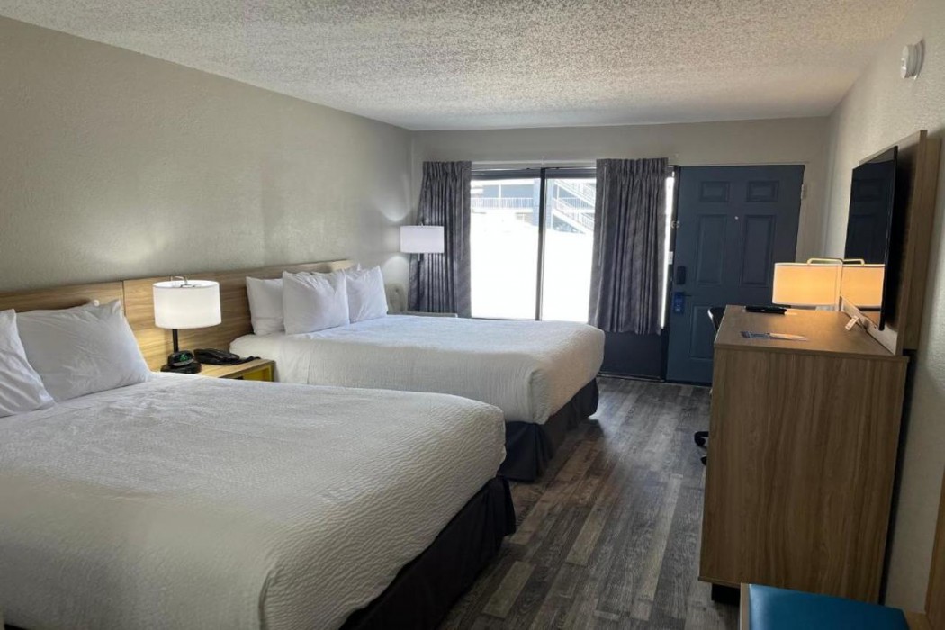 Days Inn by Wyndham Branson Ozarks 19/65