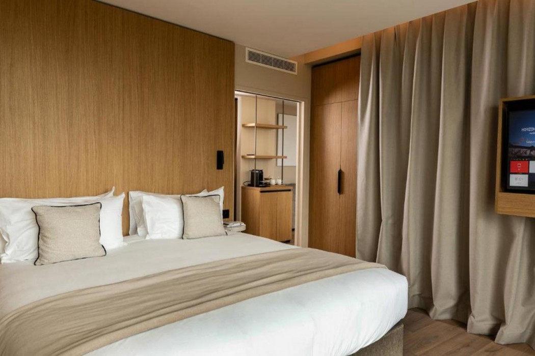 Horizon Resort Massane 8/22