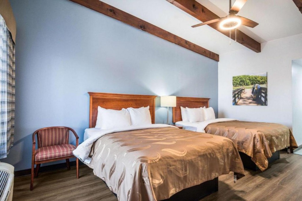 Quality Inn - On The Lake Clarksville-Boydton 8/20