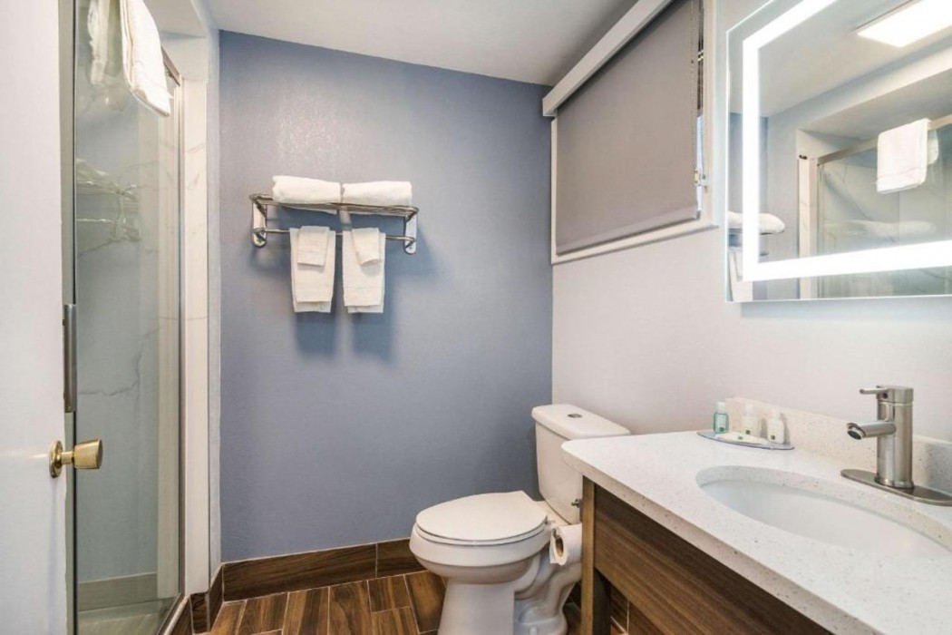 Quality Inn - On The Lake Clarksville-Boydton 9/20