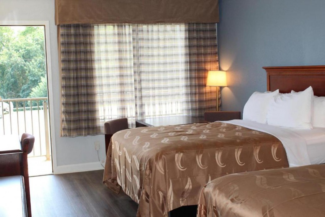Quality Inn - On The Lake Clarksville-Boydton 11/20