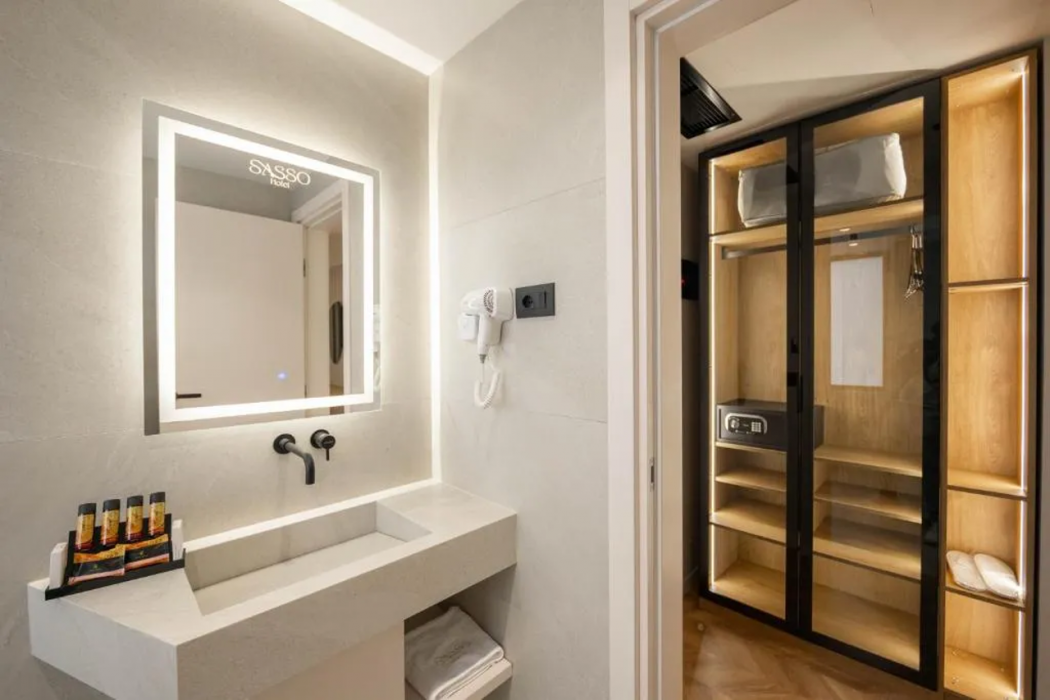 Sasso Hotel 22/63