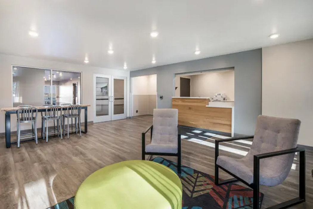 WoodSpring Suites Gurnee - Chicago 5/24