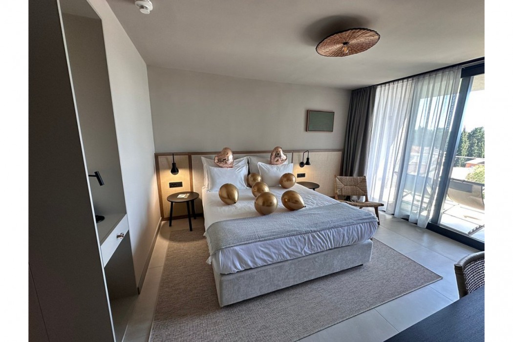 Hotel Molum 24/75