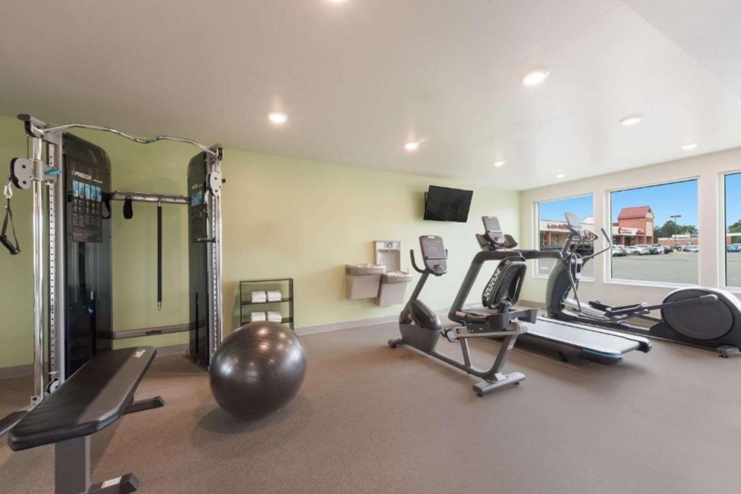WoodSpring Suites Philadelphia Northeast 15/21