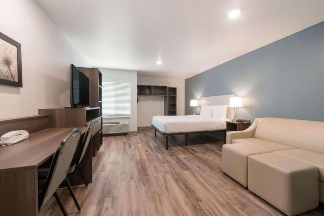 WoodSpring Suites Philadelphia Northeast 13/21