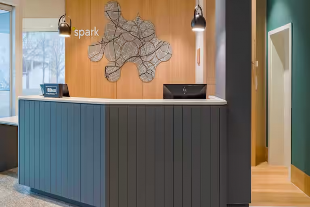Spark by Hilton Madrid Alcala 3/18