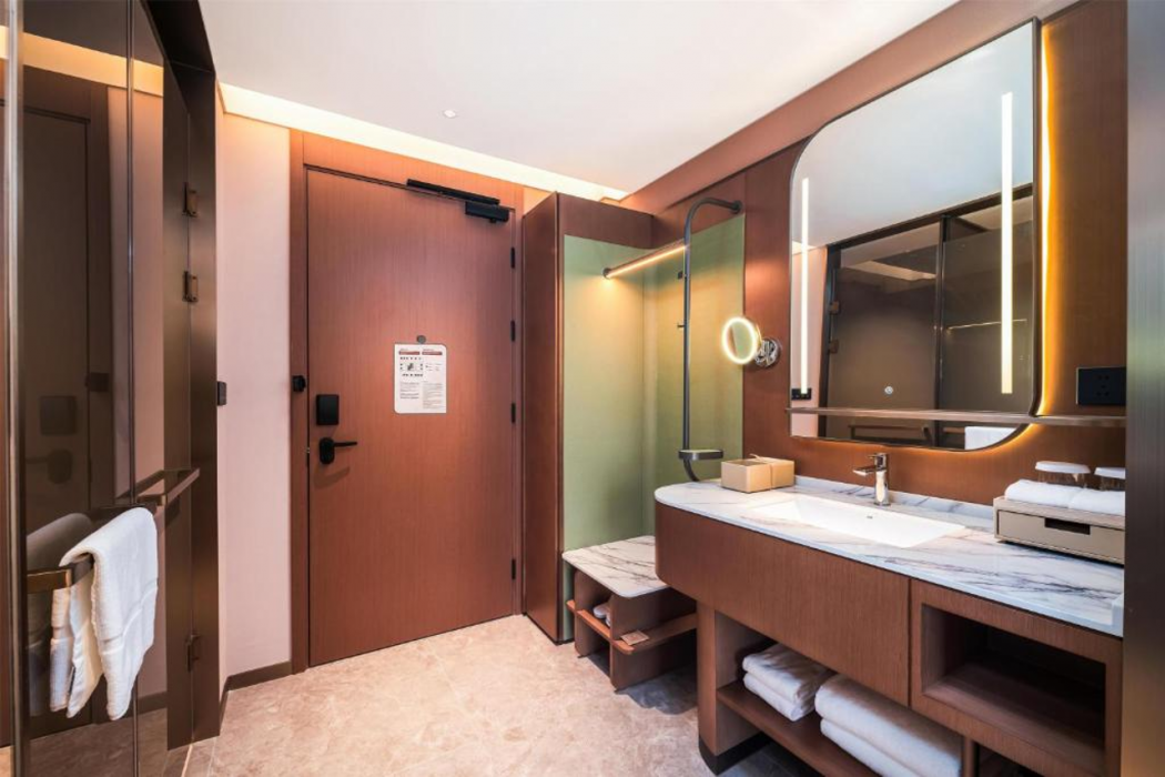 Hilton Garden Inn Xinyang East Railway Station 17/32