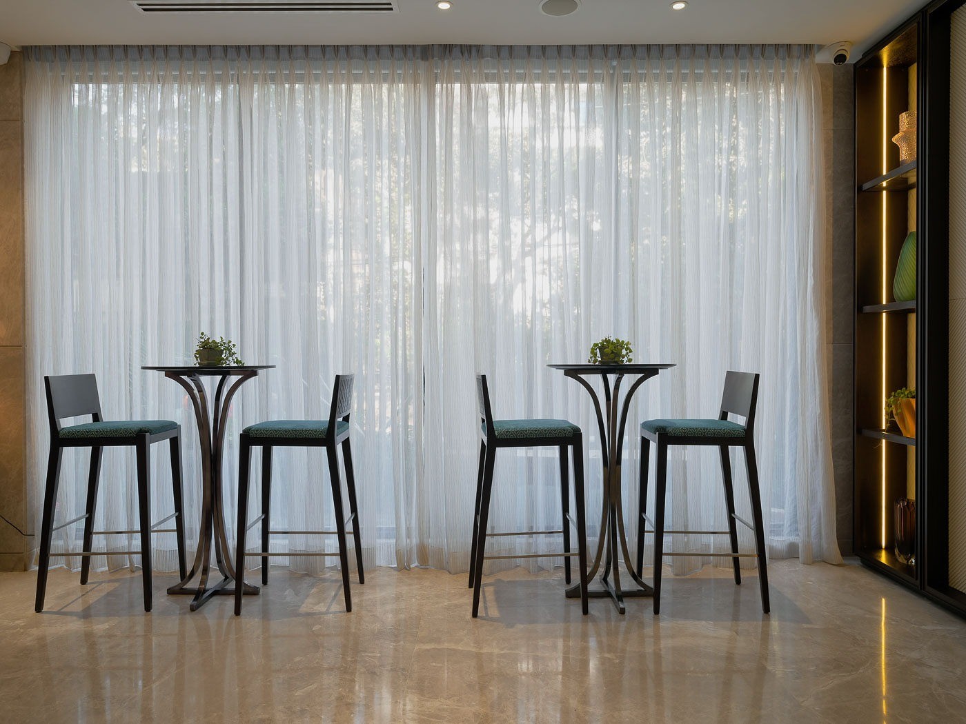 W Residence Living 20/72