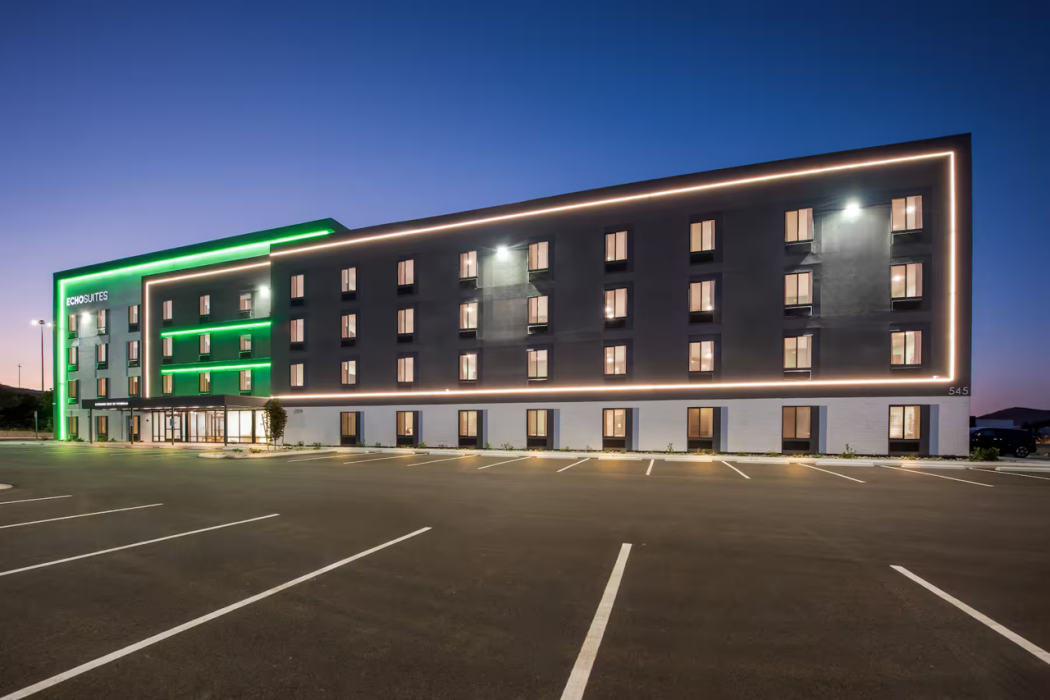 ECHO Suites Extended Stay by Wyndham Reno 9/72