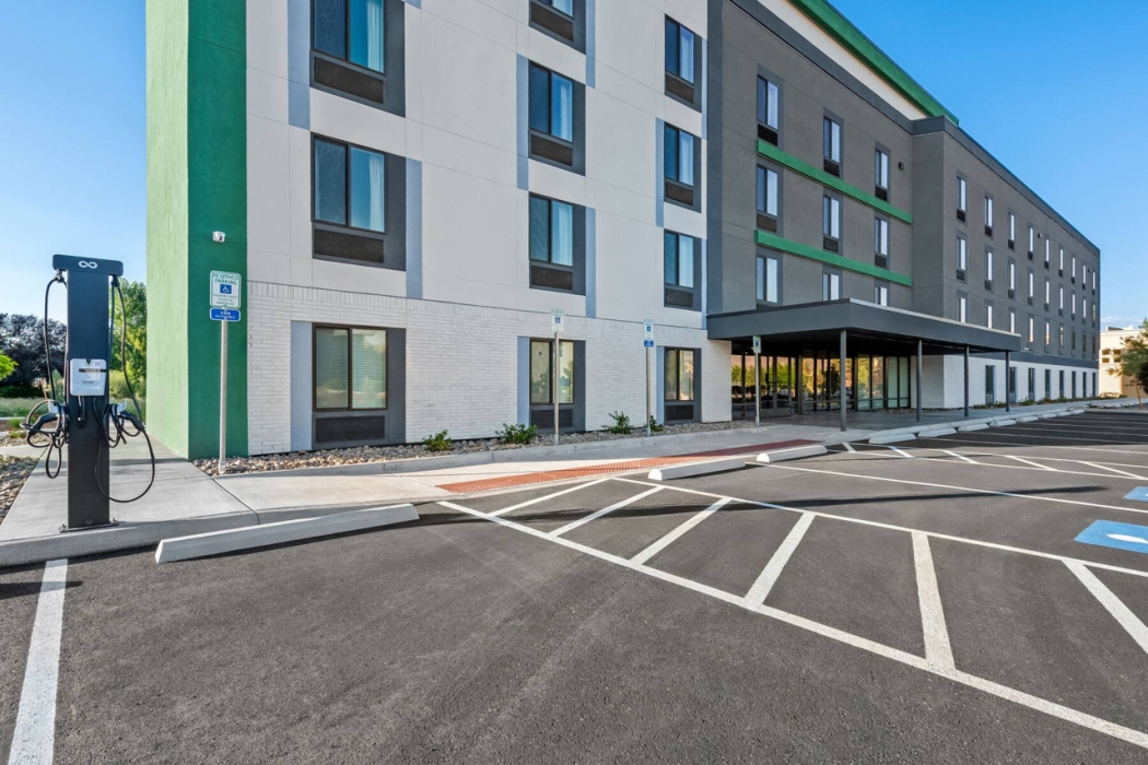 ECHO Suites Extended Stay by Wyndham Reno 写真4