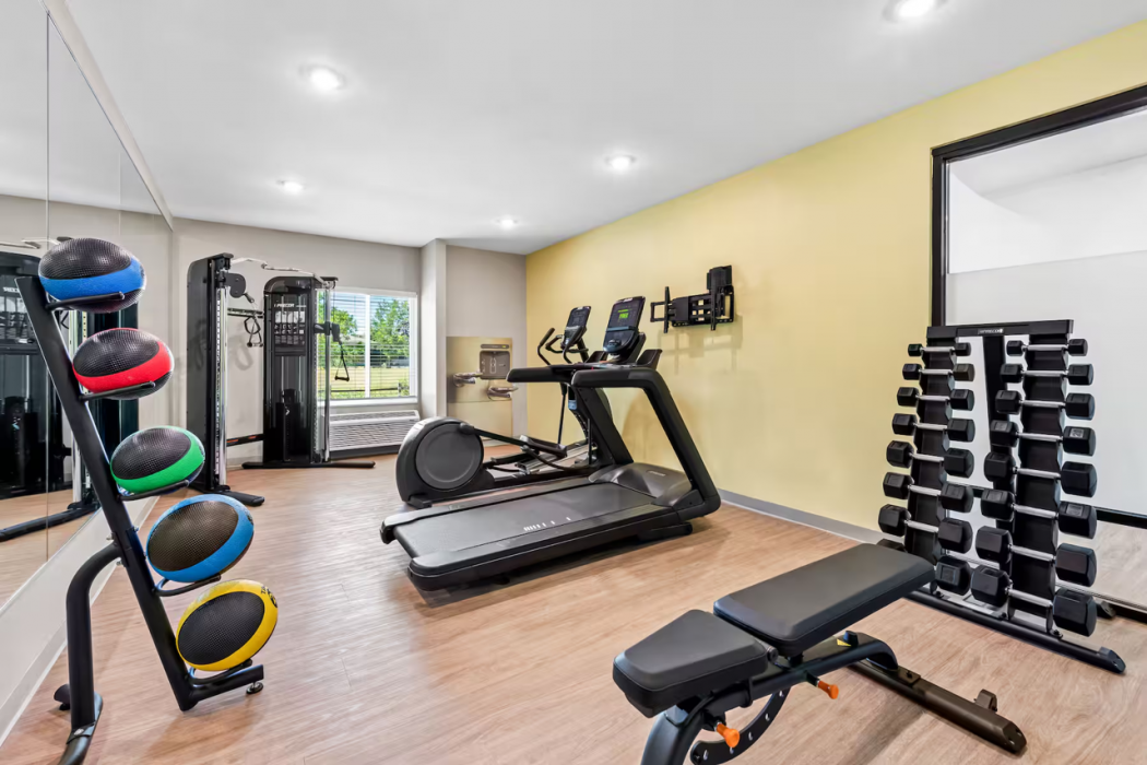 ECHO Suites Extended Stay by Wyndham Reno 46/72