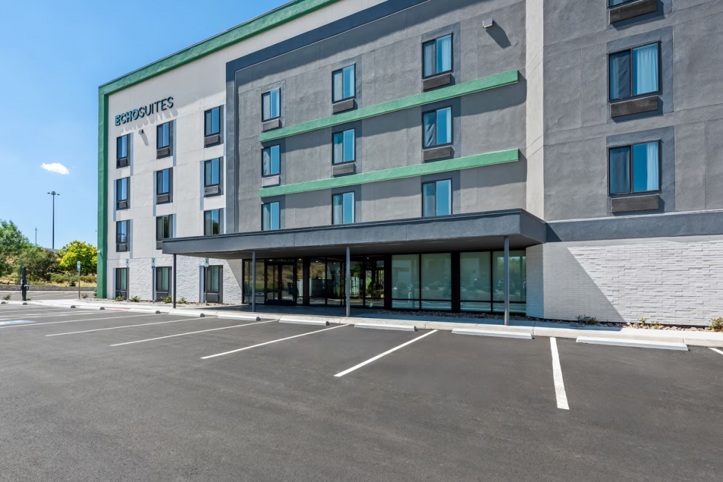 ECHO Suites Extended Stay by Wyndham Reno 4/72