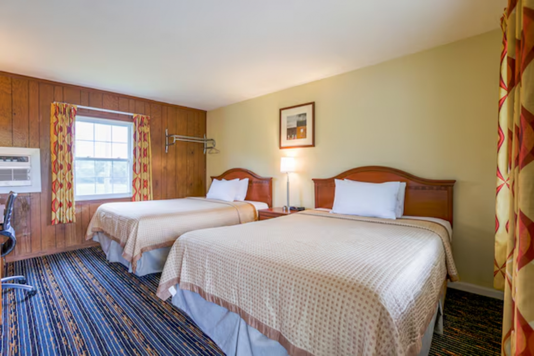 Relax Inn By OYO Natural Bridge I-81 25/54