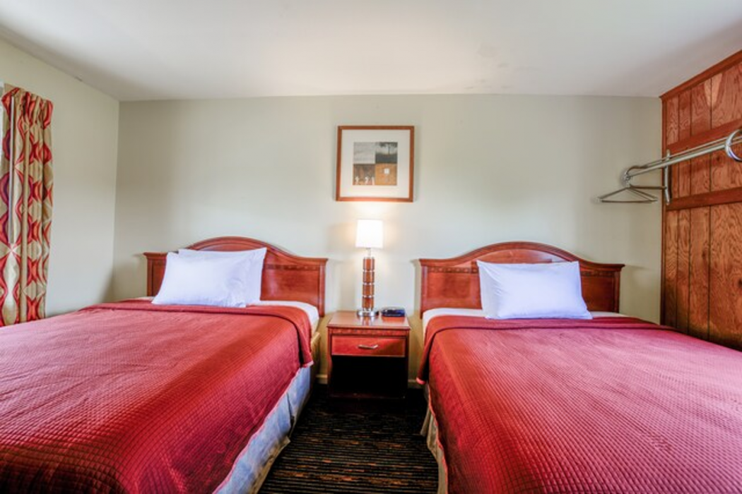 Relax Inn By OYO Natural Bridge I-81 27/54