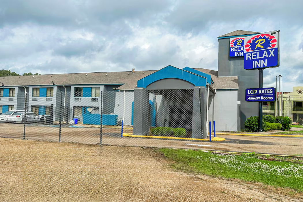 Relax Inn By Oyo Jackson MS Hwy 80/I-20 in JACKSON - MS