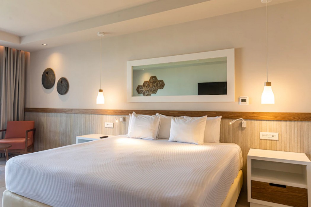 Bahia Principe Escape Tequila 19/71