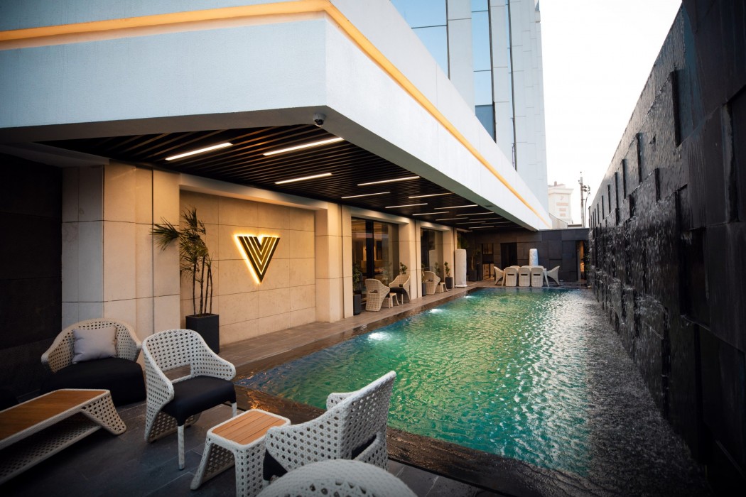 THE V Hotel 14/20