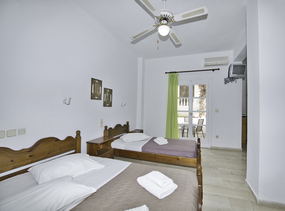 Ira Apartments 41/126