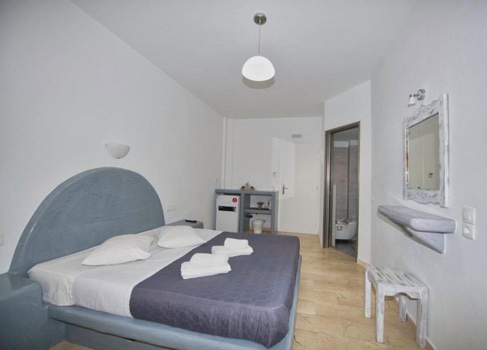 Ira Apartments 27/126