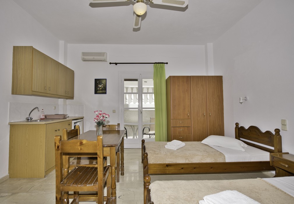 Ira Apartments 47/126