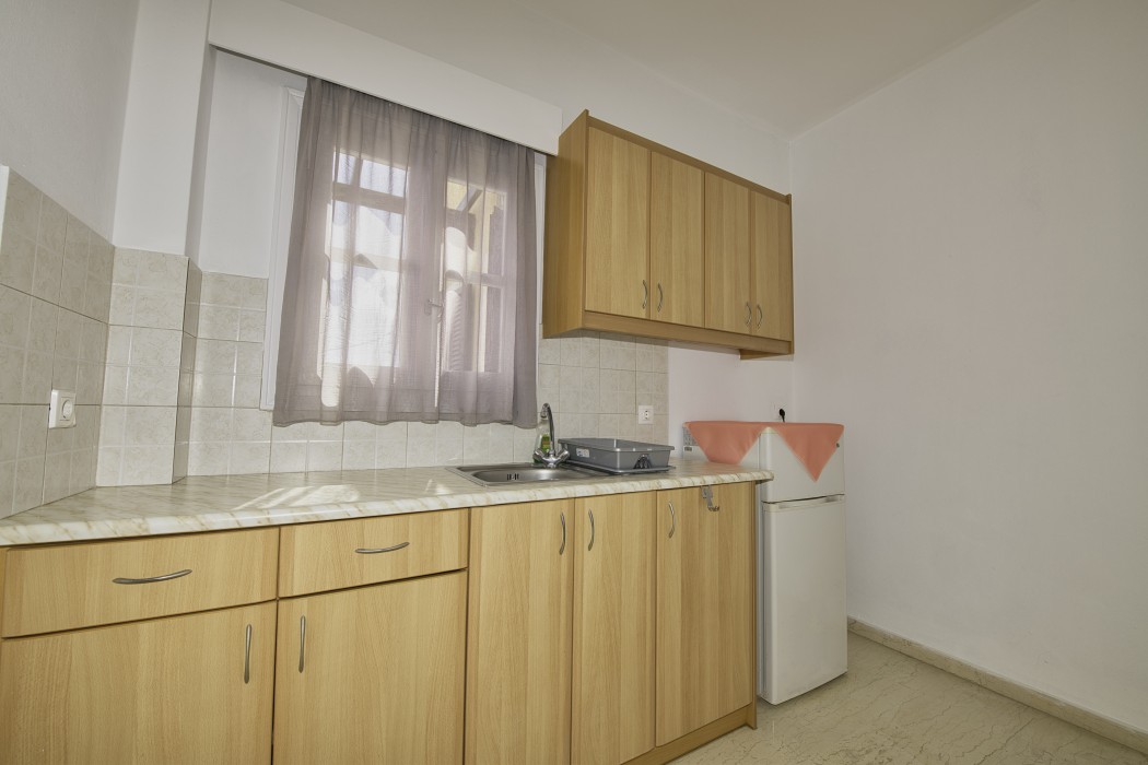 Ira Apartments 70/126