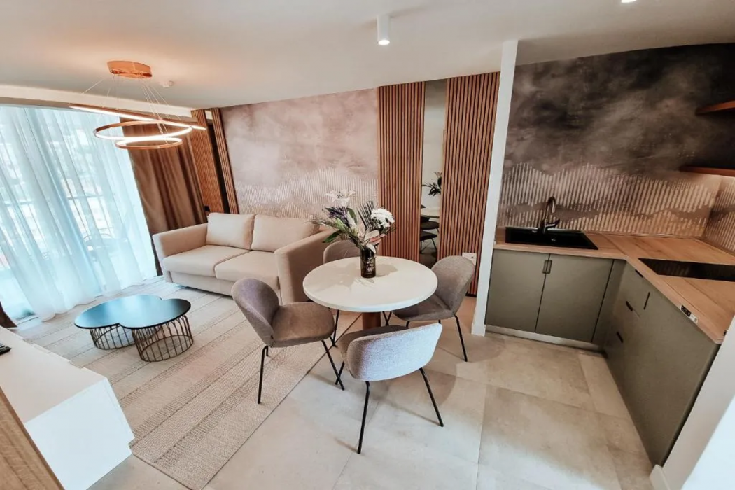 The New Mediteran Hotel Villa Edition 11/65
