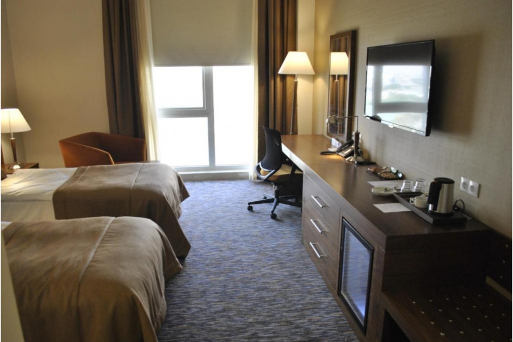 Kurmick Maysan Hotel 13/66
